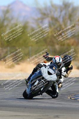 media/Mar-12-2022-SoCal Trackdays (Sat) [[152081554b]]/Turn 2 (1145am)/